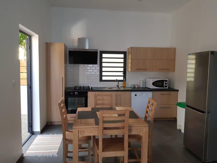 Case Terre Sainte - Maison Meublee F3 Buitenkant foto
